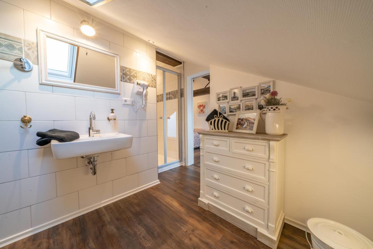 Insellandhotel Michaelsen 보르쿰 외부 사진